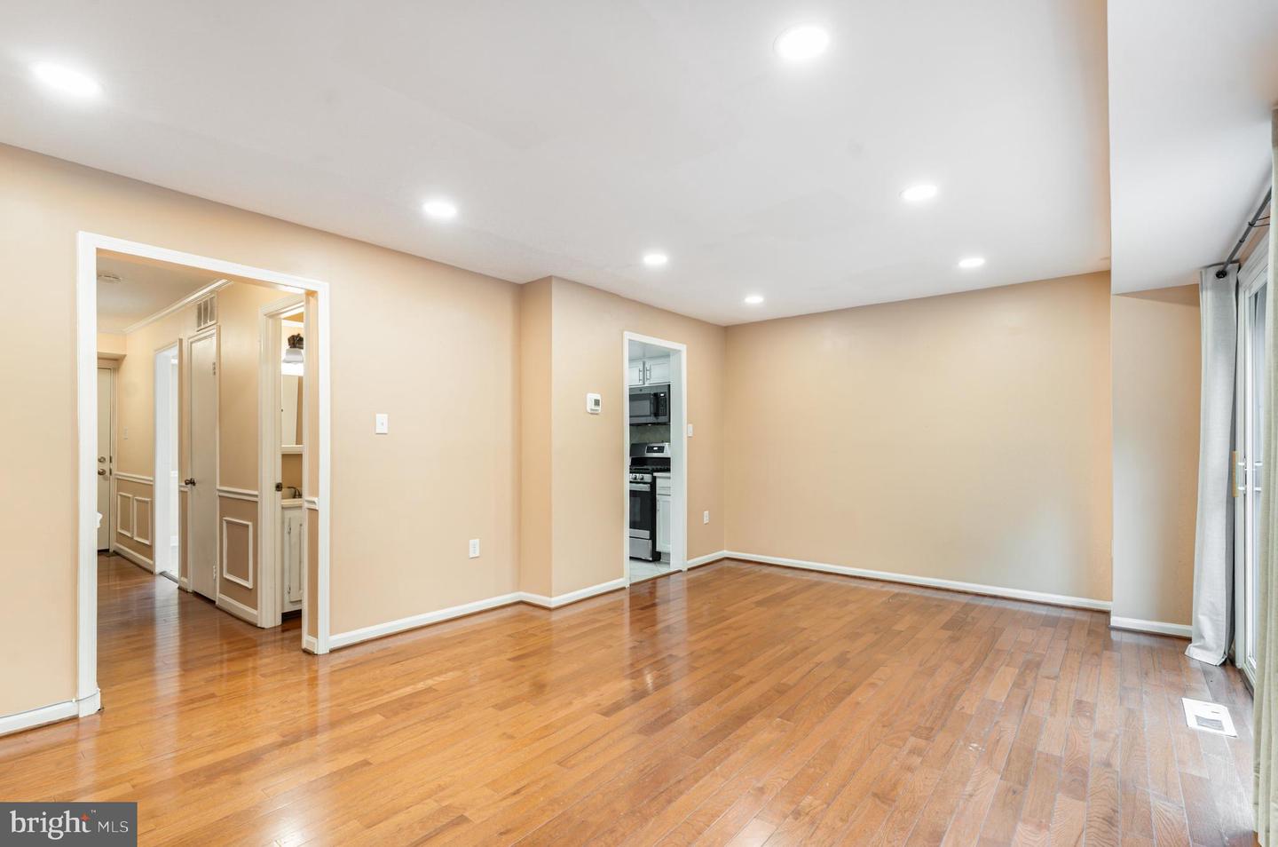 7432 LARNE LN, LORTON, Virginia 22079, 3 Bedrooms Bedrooms, ,3 BathroomsBathrooms,Residential,For sale,7432 LARNE LN,VAFX2282026 MLS # VAFX2282026