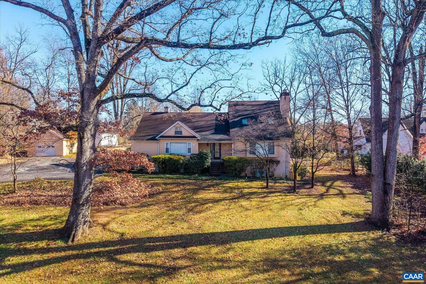 989 & 991 CROZET AVE, CROZET, Virginia 22932, 2 Bedrooms Bedrooms, ,3 BathroomsBathrooms,Residential,For sale,989 & 991 CROZET AVE,671724 MLS # 671724 989 & 991 CROZET AVE, CROZET, Virginia 22932, 2 Bedrooms Bedrooms, ,3 BathroomsBathrooms,Residential,For sale,989 & 991 CROZET AVE,671724 MLS # 671724