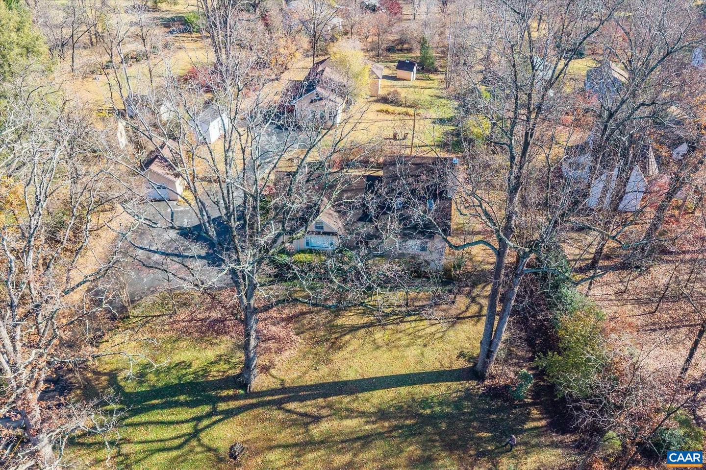 989 & 991 CROZET AVE, CROZET, Virginia 22932, 2 Bedrooms Bedrooms, ,3 BathroomsBathrooms,Residential,For sale,989 & 991 CROZET AVE,671724 MLS # 671724 989 & 991 CROZET AVE, CROZET, Virginia 22932, 2 Bedrooms Bedrooms, ,3 BathroomsBathrooms,Residential,For sale,989 & 991 CROZET AVE,671724 MLS # 671724