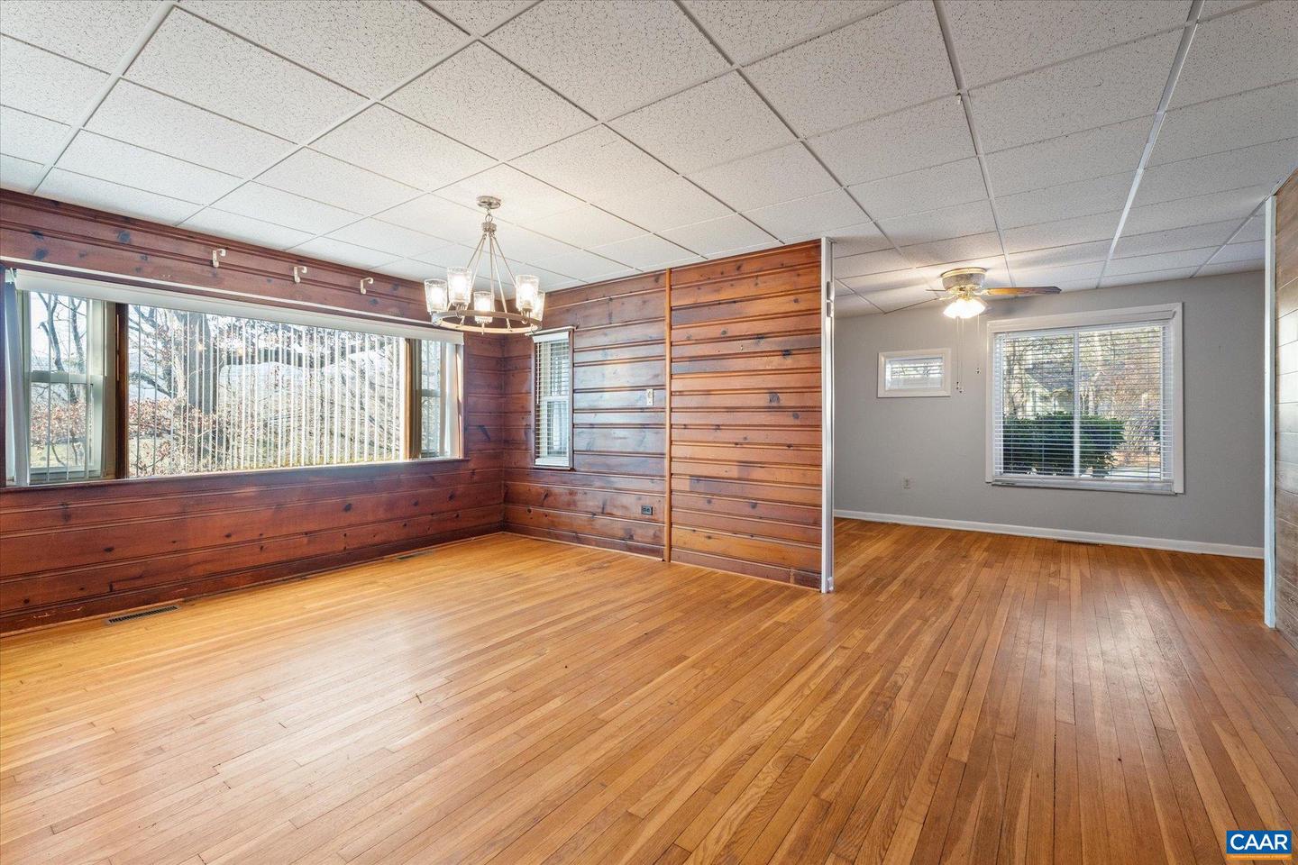 989 & 991 CROZET AVE, CROZET, Virginia 22932, 2 Bedrooms Bedrooms, ,3 BathroomsBathrooms,Residential,For sale,989 & 991 CROZET AVE,671724 MLS # 671724 989 & 991 CROZET AVE, CROZET, Virginia 22932, 2 Bedrooms Bedrooms, ,3 BathroomsBathrooms,Residential,For sale,989 & 991 CROZET AVE,671724 MLS # 671724