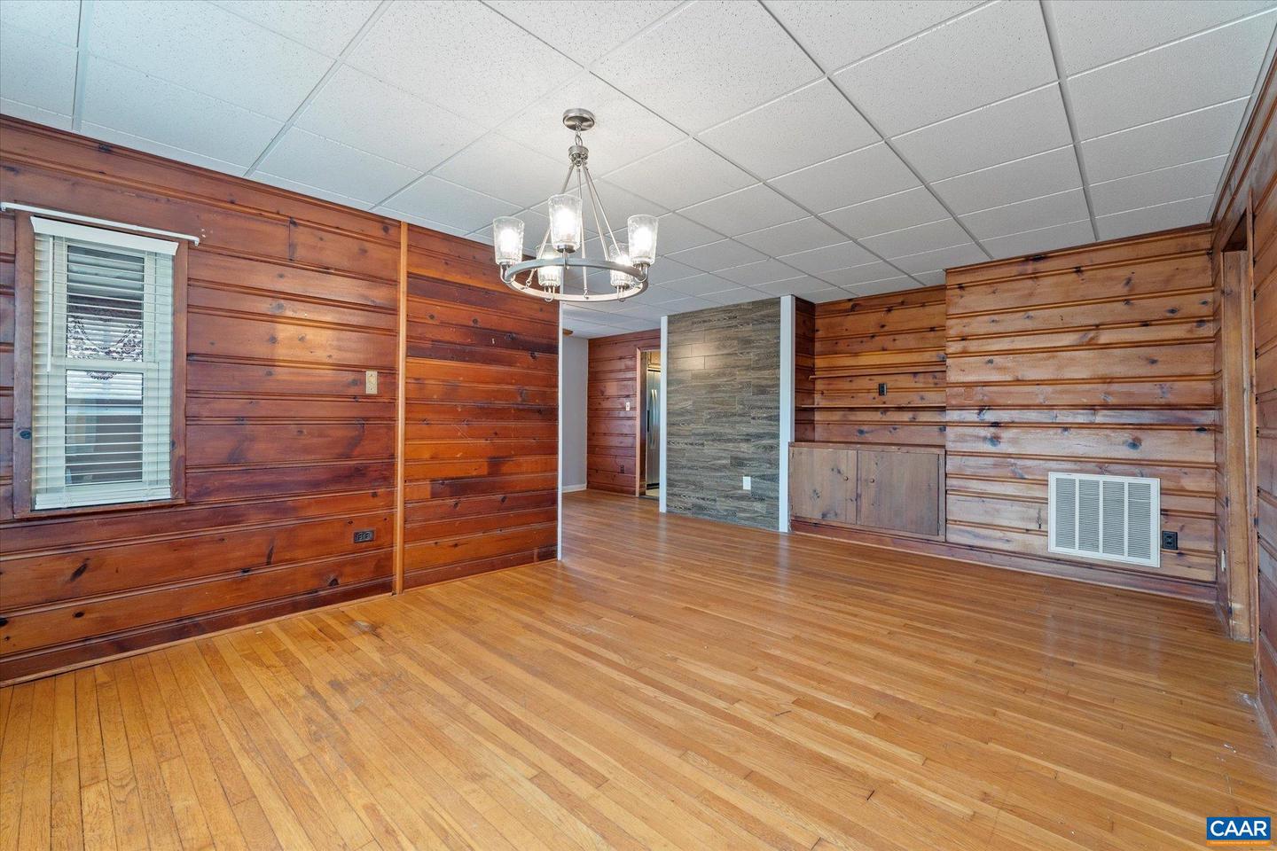 989 & 991 CROZET AVE, CROZET, Virginia 22932, 2 Bedrooms Bedrooms, ,3 BathroomsBathrooms,Residential,For sale,989 & 991 CROZET AVE,671724 MLS # 671724 989 & 991 CROZET AVE, CROZET, Virginia 22932, 2 Bedrooms Bedrooms, ,3 BathroomsBathrooms,Residential,For sale,989 & 991 CROZET AVE,671724 MLS # 671724