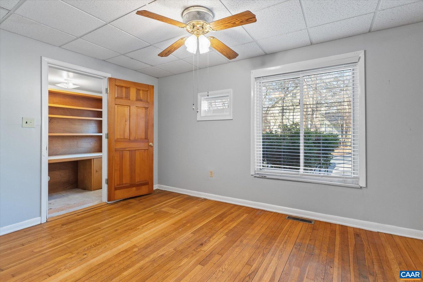 989 & 991 CROZET AVE, CROZET, Virginia 22932, 2 Bedrooms Bedrooms, ,3 BathroomsBathrooms,Residential,For sale,989 & 991 CROZET AVE,671724 MLS # 671724 989 & 991 CROZET AVE, CROZET, Virginia 22932, 2 Bedrooms Bedrooms, ,3 BathroomsBathrooms,Residential,For sale,989 & 991 CROZET AVE,671724 MLS # 671724