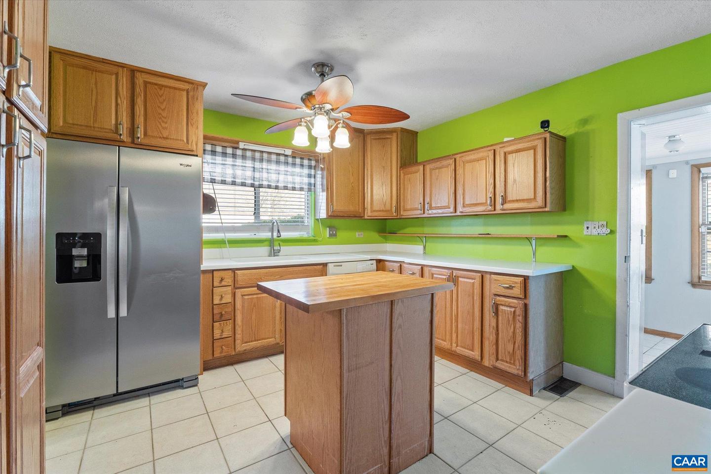 989 & 991 CROZET AVE, CROZET, Virginia 22932, 2 Bedrooms Bedrooms, ,3 BathroomsBathrooms,Residential,For sale,989 & 991 CROZET AVE,671724 MLS # 671724 989 & 991 CROZET AVE, CROZET, Virginia 22932, 2 Bedrooms Bedrooms, ,3 BathroomsBathrooms,Residential,For sale,989 & 991 CROZET AVE,671724 MLS # 671724