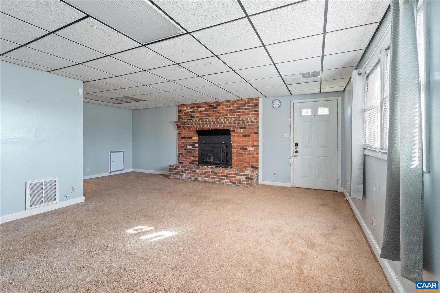 989 & 991 CROZET AVE, CROZET, Virginia 22932, 2 Bedrooms Bedrooms, ,3 BathroomsBathrooms,Residential,For sale,989 & 991 CROZET AVE,671724 MLS # 671724 989 & 991 CROZET AVE, CROZET, Virginia 22932, 2 Bedrooms Bedrooms, ,3 BathroomsBathrooms,Residential,For sale,989 & 991 CROZET AVE,671724 MLS # 671724