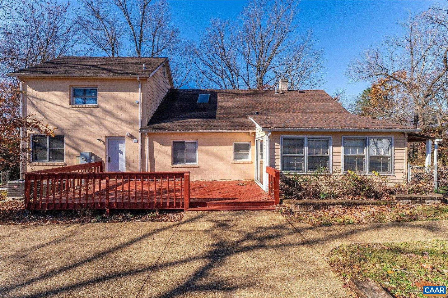 989 & 991 CROZET AVE, CROZET, Virginia 22932, 2 Bedrooms Bedrooms, ,3 BathroomsBathrooms,Residential,For sale,989 & 991 CROZET AVE,671724 MLS # 671724 989 & 991 CROZET AVE, CROZET, Virginia 22932, 2 Bedrooms Bedrooms, ,3 BathroomsBathrooms,Residential,For sale,989 & 991 CROZET AVE,671724 MLS # 671724