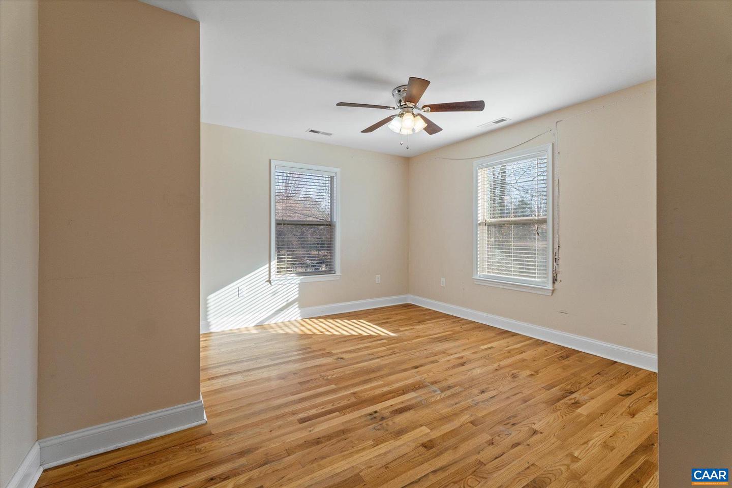 989 & 991 CROZET AVE, CROZET, Virginia 22932, 2 Bedrooms Bedrooms, ,3 BathroomsBathrooms,Residential,For sale,989 & 991 CROZET AVE,671724 MLS # 671724 989 & 991 CROZET AVE, CROZET, Virginia 22932, 2 Bedrooms Bedrooms, ,3 BathroomsBathrooms,Residential,For sale,989 & 991 CROZET AVE,671724 MLS # 671724