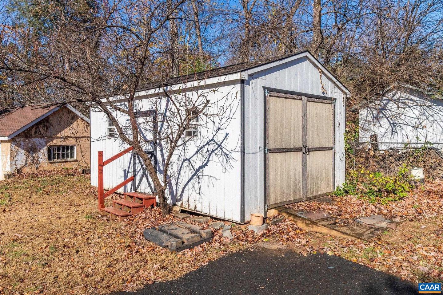 989 & 991 CROZET AVE, CROZET, Virginia 22932, 2 Bedrooms Bedrooms, ,3 BathroomsBathrooms,Residential,For sale,989 & 991 CROZET AVE,671724 MLS # 671724 989 & 991 CROZET AVE, CROZET, Virginia 22932, 2 Bedrooms Bedrooms, ,3 BathroomsBathrooms,Residential,For sale,989 & 991 CROZET AVE,671724 MLS # 671724