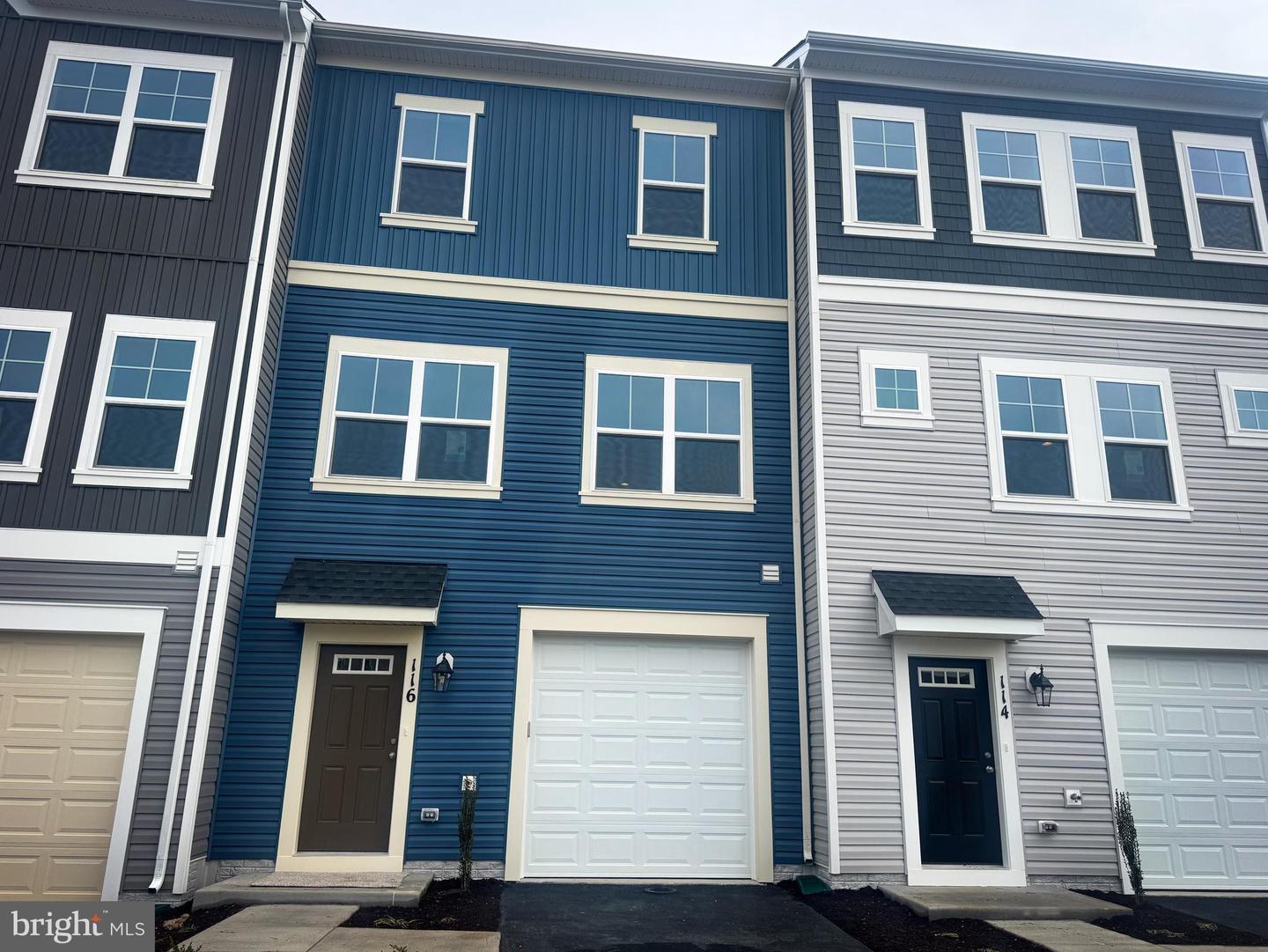 116 FLAXEN MANE CT, STEPHENSON, Virginia 22656, 4 Bedrooms Bedrooms, ,3 BathroomsBathrooms,Residential,For sale,116 FLAXEN MANE CT,VAFV2038394 MLS # VAFV2038394