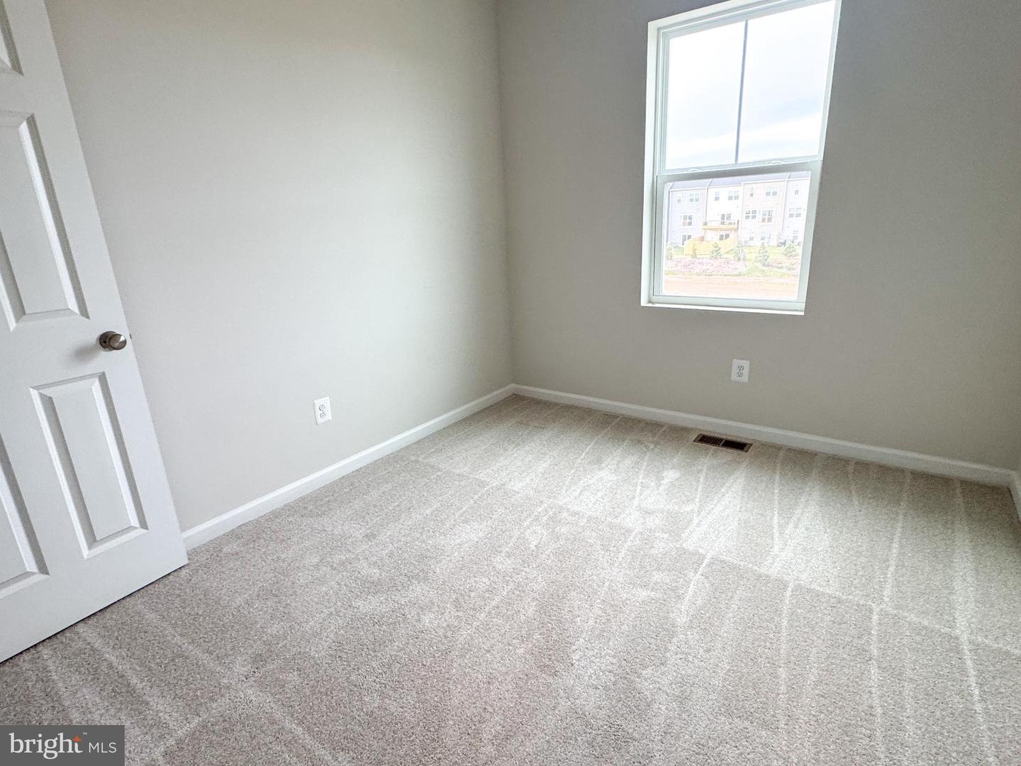 116 FLAXEN MANE CT, STEPHENSON, Virginia 22656, 4 Bedrooms Bedrooms, ,3 BathroomsBathrooms,Residential,For sale,116 FLAXEN MANE CT,VAFV2038394 MLS # VAFV2038394