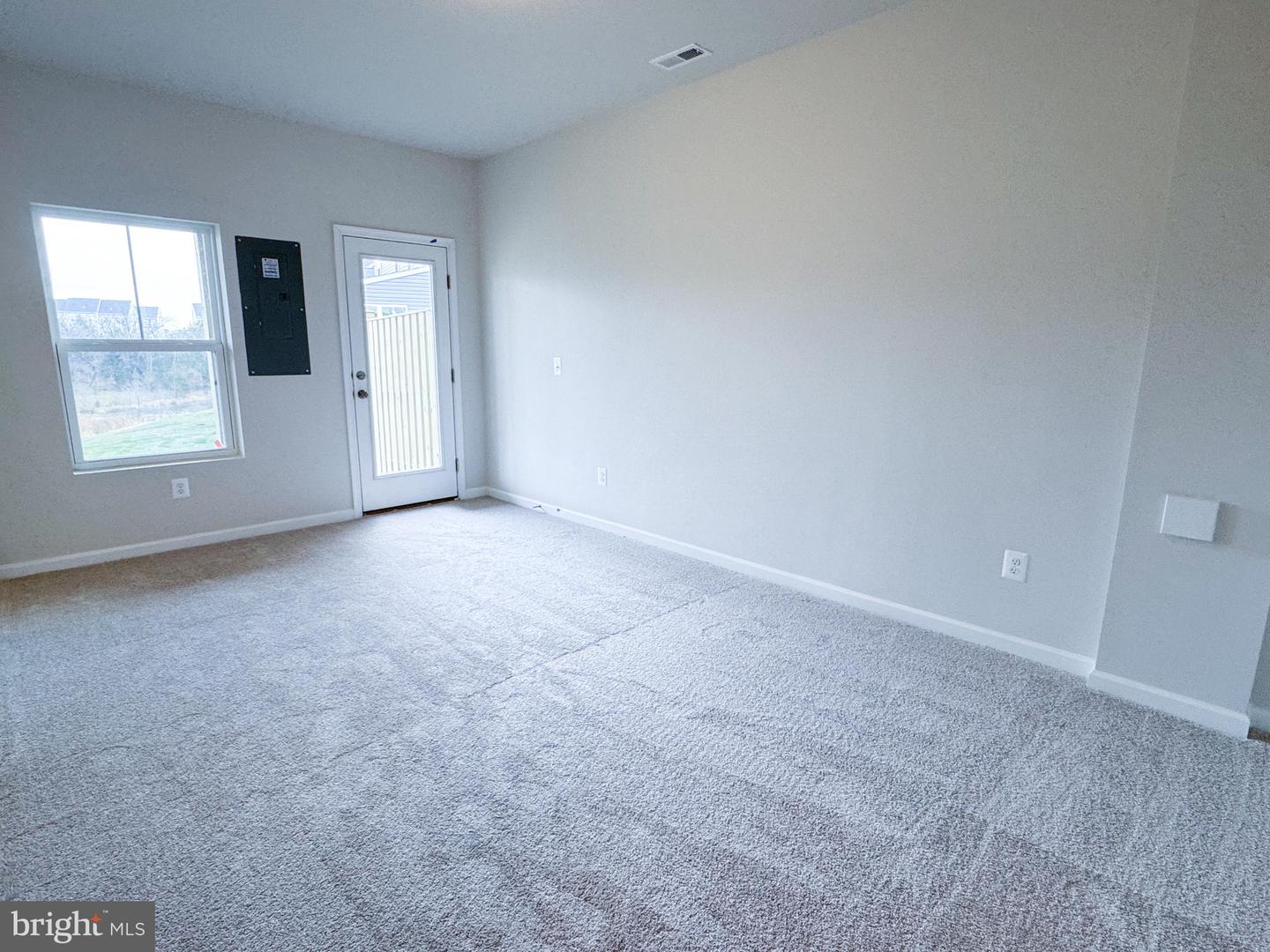 116 FLAXEN MANE CT, STEPHENSON, Virginia 22656, 4 Bedrooms Bedrooms, ,3 BathroomsBathrooms,Residential,For sale,116 FLAXEN MANE CT,VAFV2038394 MLS # VAFV2038394