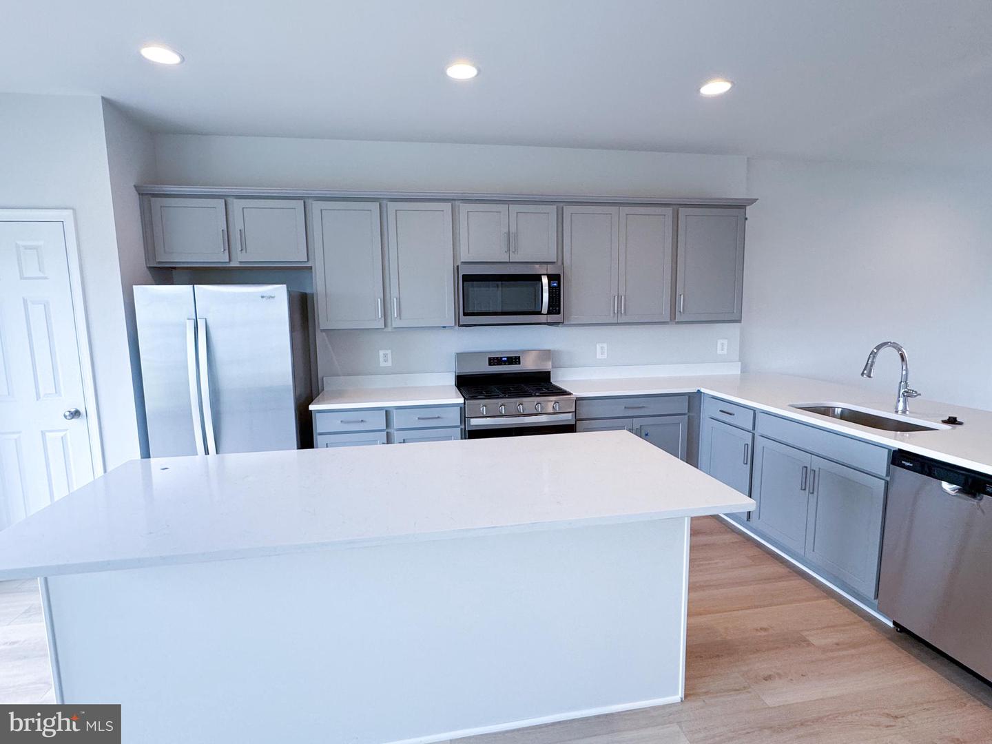 116 FLAXEN MANE CT, STEPHENSON, Virginia 22656, 4 Bedrooms Bedrooms, ,3 BathroomsBathrooms,Residential,For sale,116 FLAXEN MANE CT,VAFV2038394 MLS # VAFV2038394