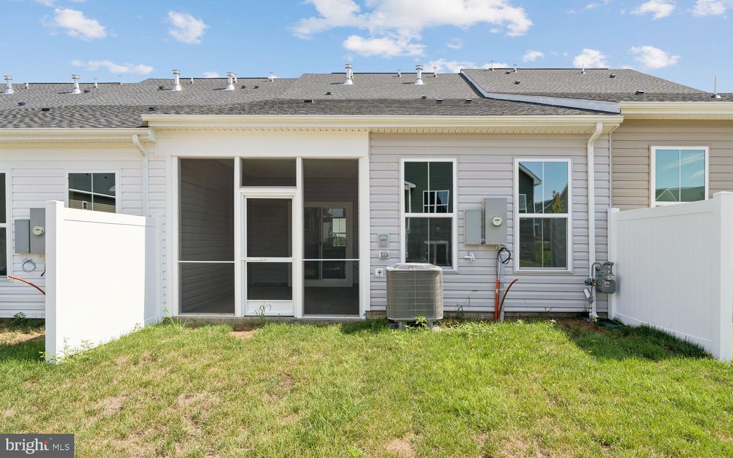 103 CASTAWAY PL, WINCHESTER, Virginia 22603, 3 Bedrooms Bedrooms, ,2 BathroomsBathrooms,Residential,For sale,103 CASTAWAY PL,VAFV2038396 MLS # VAFV2038396