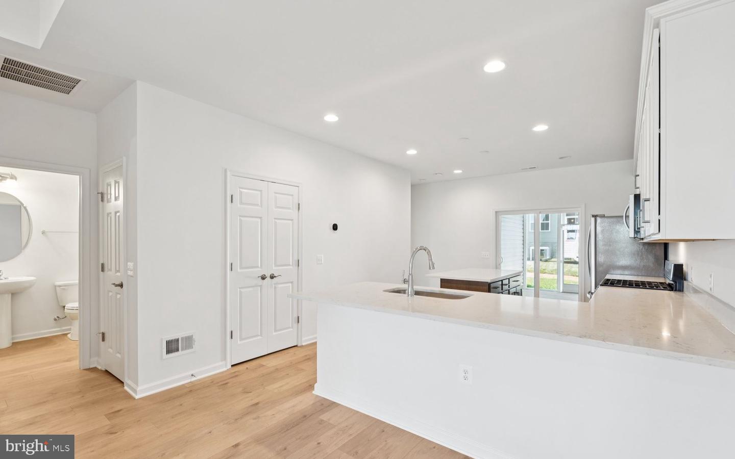 103 CASTAWAY PL, WINCHESTER, Virginia 22603, 3 Bedrooms Bedrooms, ,2 BathroomsBathrooms,Residential,For sale,103 CASTAWAY PL,VAFV2038396 MLS # VAFV2038396