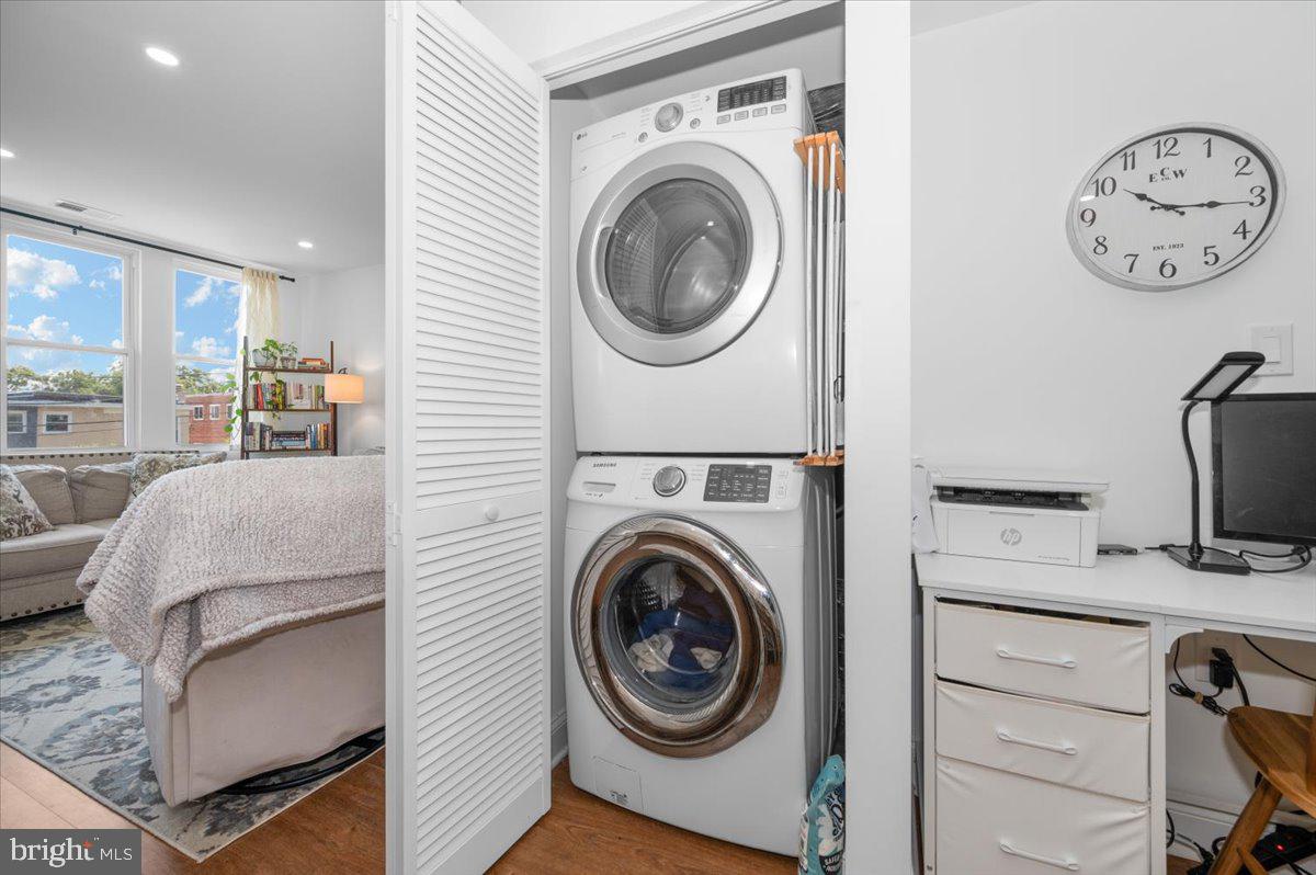 211 WEBSTER ST NE, WASHINGTON, District Of Columbia 20011, 6 Bedrooms Bedrooms, ,4 BathroomsBathrooms,Residential,For sale,211 WEBSTER ST NE,DCDC2234370 MLS # DCDC2234370