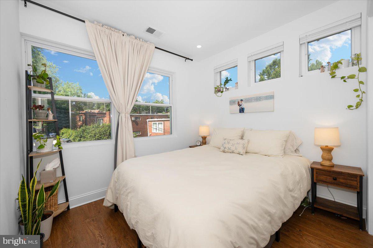 211 WEBSTER ST NE, WASHINGTON, District Of Columbia 20011, 6 Bedrooms Bedrooms, ,4 BathroomsBathrooms,Residential,For sale,211 WEBSTER ST NE,DCDC2234370 MLS # DCDC2234370