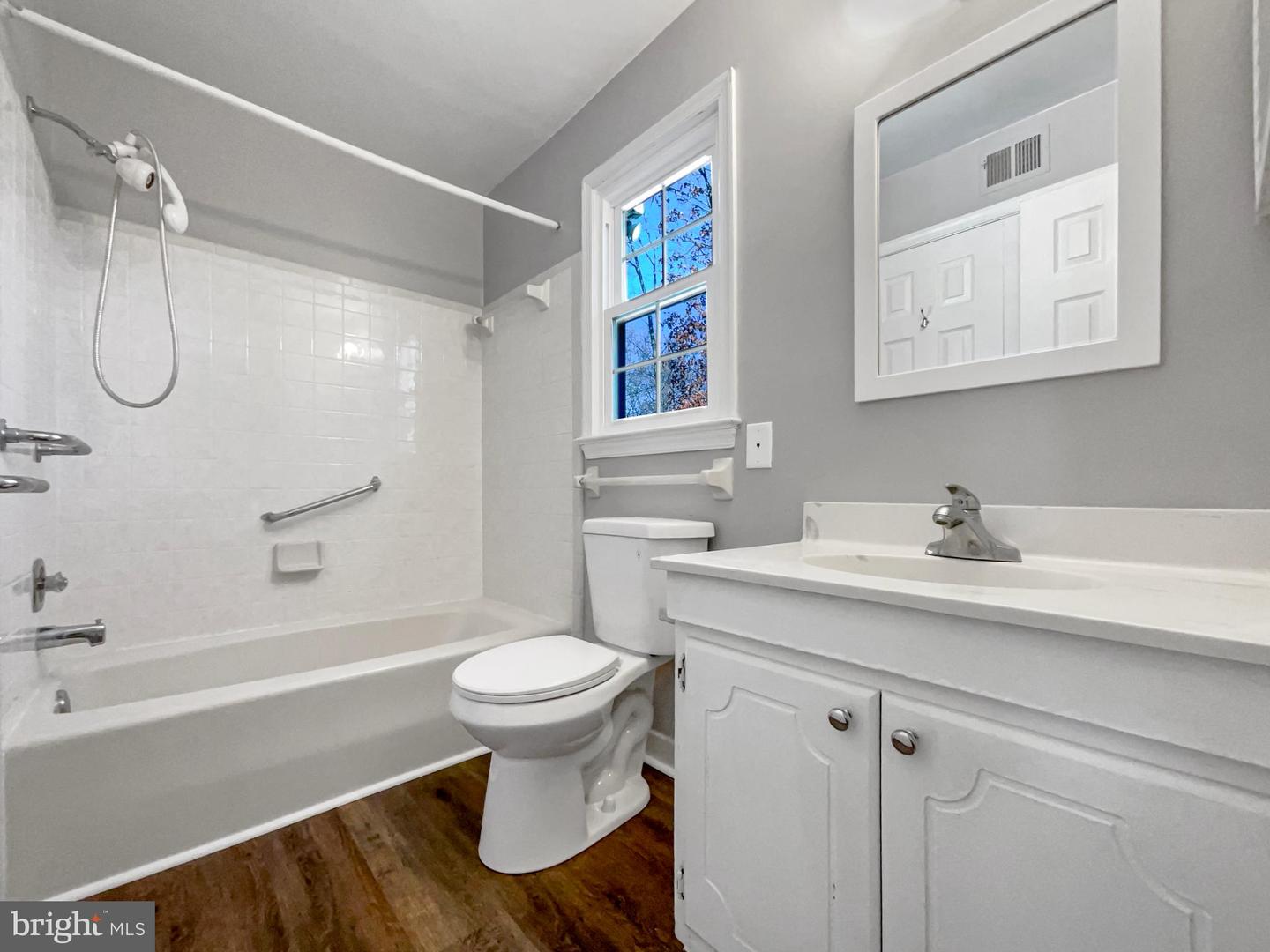 5815 JANE WAY, ALEXANDRIA, Virginia 22310, 6 Bedrooms Bedrooms, ,4 BathroomsBathrooms,Residential,For sale,5815 JANE WAY,VAFX2282062 MLS # VAFX2282062 5815 JANE WAY, ALEXANDRIA, Virginia 22310, 6 Bedrooms Bedrooms, ,4 BathroomsBathrooms,Residential,For sale,5815 JANE WAY,VAFX2282062 MLS # VAFX2282062