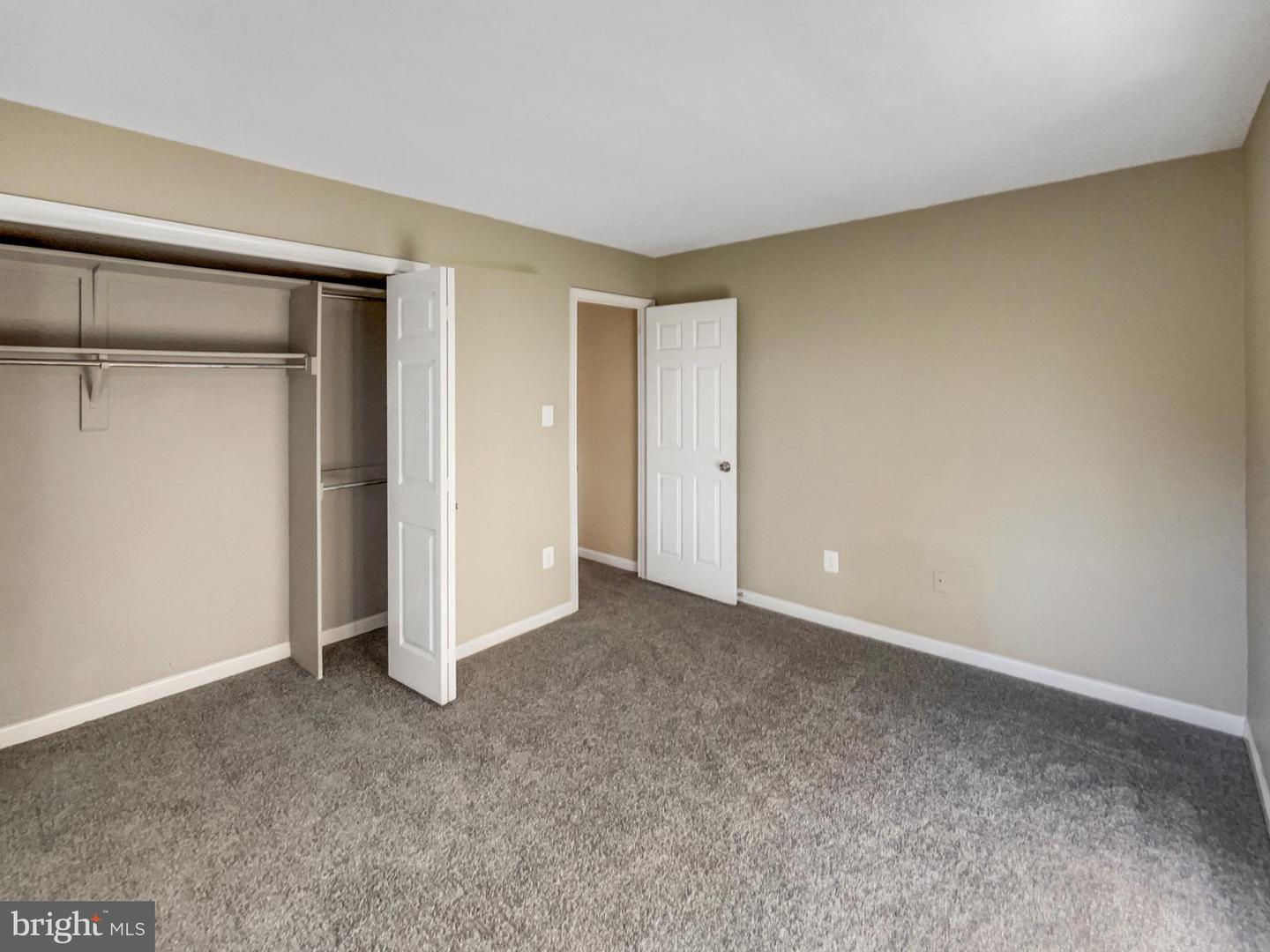 5815 JANE WAY, ALEXANDRIA, Virginia 22310, 6 Bedrooms Bedrooms, ,4 BathroomsBathrooms,Residential,For sale,5815 JANE WAY,VAFX2282062 MLS # VAFX2282062 5815 JANE WAY, ALEXANDRIA, Virginia 22310, 6 Bedrooms Bedrooms, ,4 BathroomsBathrooms,Residential,For sale,5815 JANE WAY,VAFX2282062 MLS # VAFX2282062