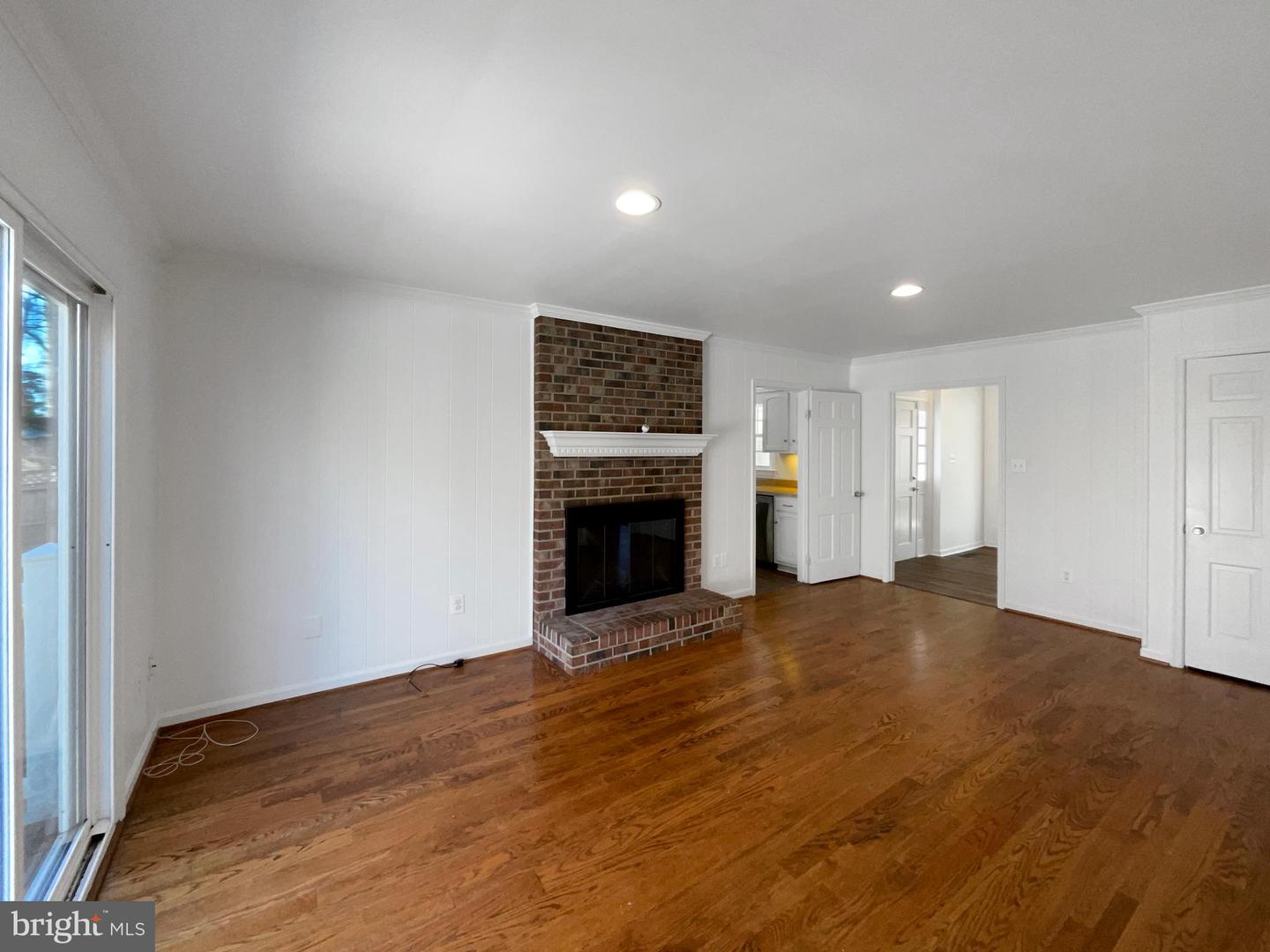 5815 JANE WAY, ALEXANDRIA, Virginia 22310, 6 Bedrooms Bedrooms, ,4 BathroomsBathrooms,Residential,For sale,5815 JANE WAY,VAFX2282062 MLS # VAFX2282062 5815 JANE WAY, ALEXANDRIA, Virginia 22310, 6 Bedrooms Bedrooms, ,4 BathroomsBathrooms,Residential,For sale,5815 JANE WAY,VAFX2282062 MLS # VAFX2282062