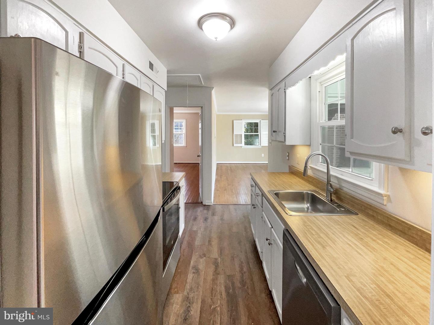 5815 JANE WAY, ALEXANDRIA, Virginia 22310, 6 Bedrooms Bedrooms, ,4 BathroomsBathrooms,Residential,For sale,5815 JANE WAY,VAFX2282062 MLS # VAFX2282062 5815 JANE WAY, ALEXANDRIA, Virginia 22310, 6 Bedrooms Bedrooms, ,4 BathroomsBathrooms,Residential,For sale,5815 JANE WAY,VAFX2282062 MLS # VAFX2282062