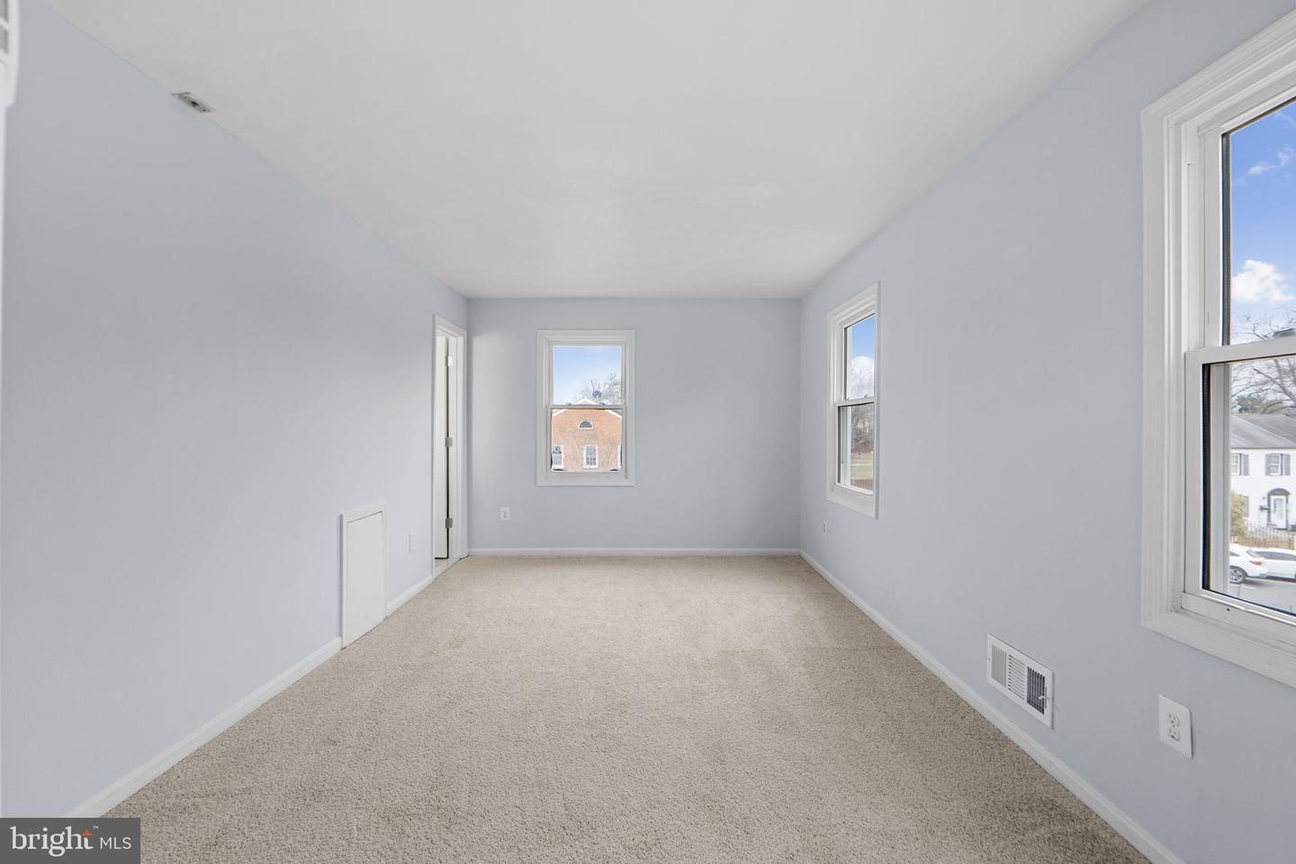 9636 ASPEN PL, MANASSAS, Virginia 20110, 4 Bedrooms Bedrooms, ,3 BathroomsBathrooms,Residential,For sale,9636 ASPEN PL,VAMN2009794 MLS # VAMN2009794