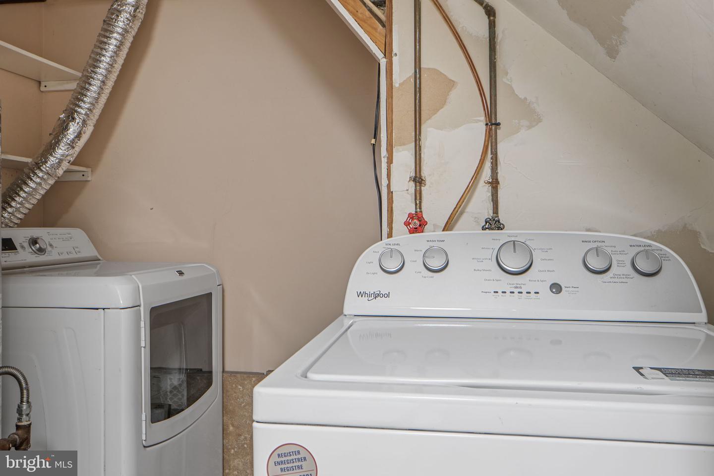 9636 ASPEN PL, MANASSAS, Virginia 20110, 4 Bedrooms Bedrooms, ,3 BathroomsBathrooms,Residential,For sale,9636 ASPEN PL,VAMN2009794 MLS # VAMN2009794