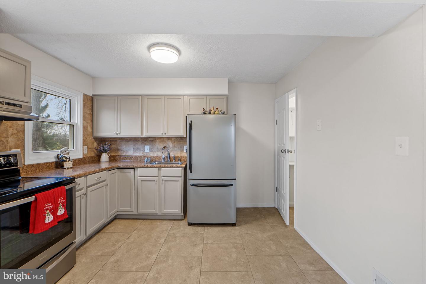 9636 ASPEN PL, MANASSAS, Virginia 20110, 4 Bedrooms Bedrooms, ,3 BathroomsBathrooms,Residential,For sale,9636 ASPEN PL,VAMN2009794 MLS # VAMN2009794