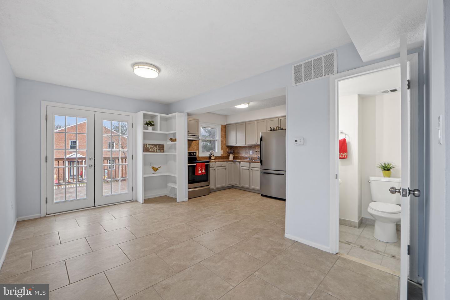 9636 ASPEN PL, MANASSAS, Virginia 20110, 4 Bedrooms Bedrooms, ,3 BathroomsBathrooms,Residential,For sale,9636 ASPEN PL,VAMN2009794 MLS # VAMN2009794