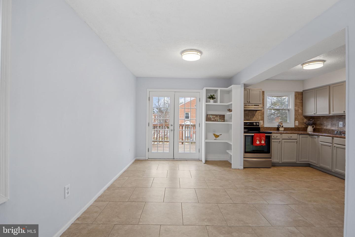 9636 ASPEN PL, MANASSAS, Virginia 20110, 4 Bedrooms Bedrooms, ,3 BathroomsBathrooms,Residential,For sale,9636 ASPEN PL,VAMN2009794 MLS # VAMN2009794