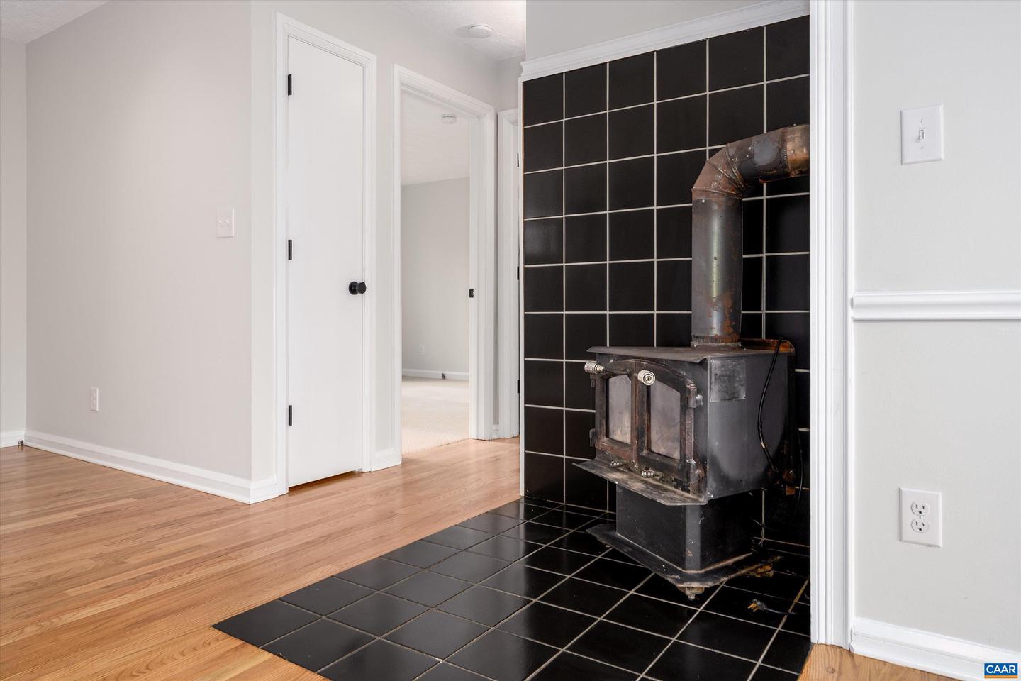 23 STONEWALL RD, PALMYRA, Virginia 22963, 3 Bedrooms Bedrooms, ,2 BathroomsBathrooms,Residential,For sale,23 STONEWALL RD,671735 MLS # 671735