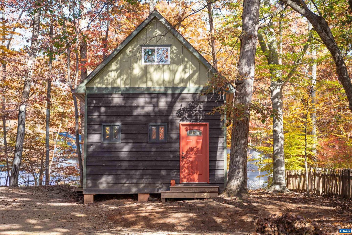 23 STONEWALL RD, PALMYRA, Virginia 22963, 3 Bedrooms Bedrooms, ,2 BathroomsBathrooms,Residential,For sale,23 STONEWALL RD,671735 MLS # 671735