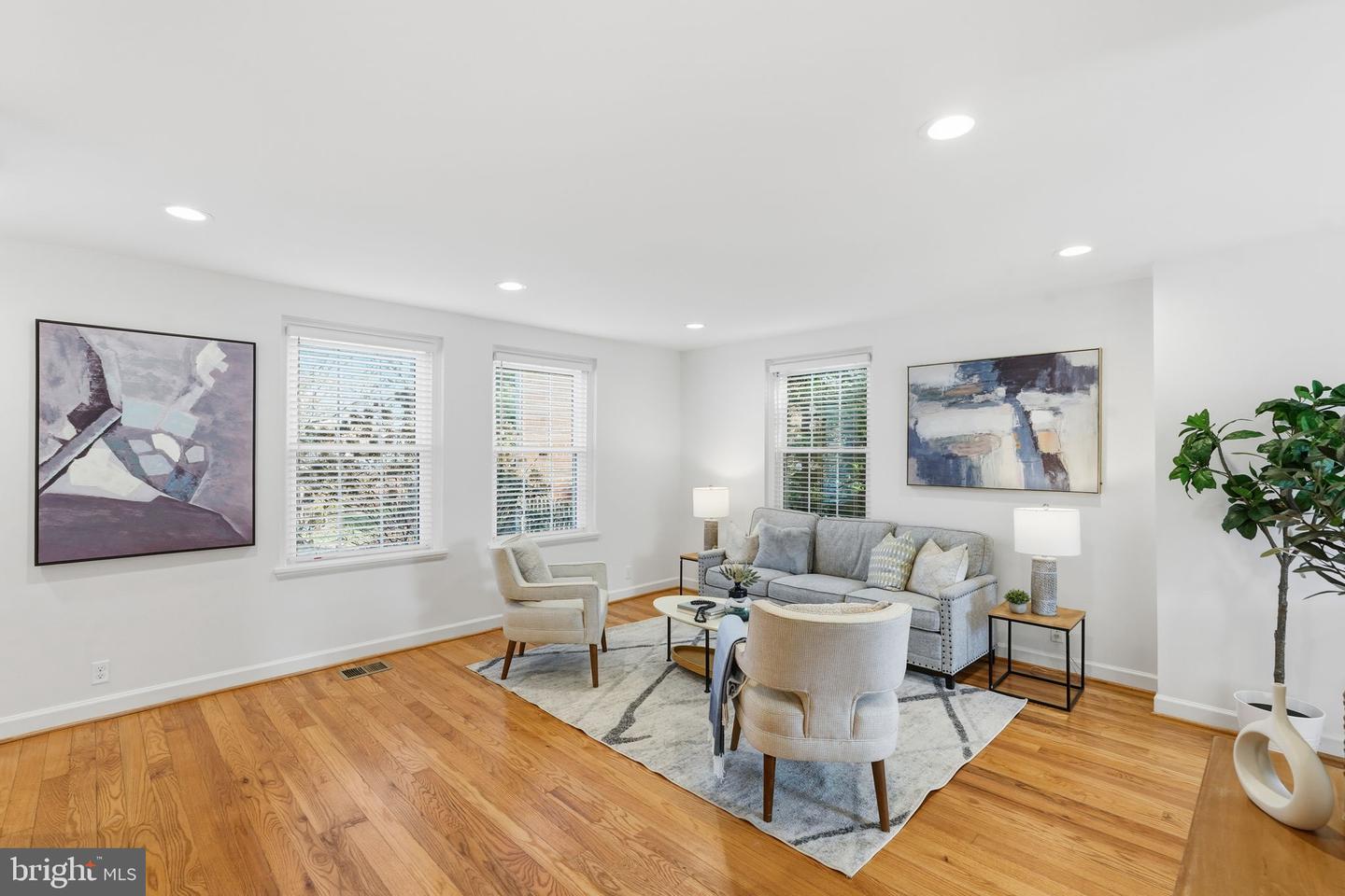 4600 30TH RD S, ARLINGTON, Virginia 22206, 3 Bedrooms Bedrooms, ,2 BathroomsBathrooms,Residential,For sale,4600 30TH RD S,VAAR2066762 MLS # VAAR2066762 4600 30TH RD S, ARLINGTON, Virginia 22206, 3 Bedrooms Bedrooms, ,2 BathroomsBathrooms,Residential,For sale,4600 30TH RD S,VAAR2066762 MLS # VAAR2066762