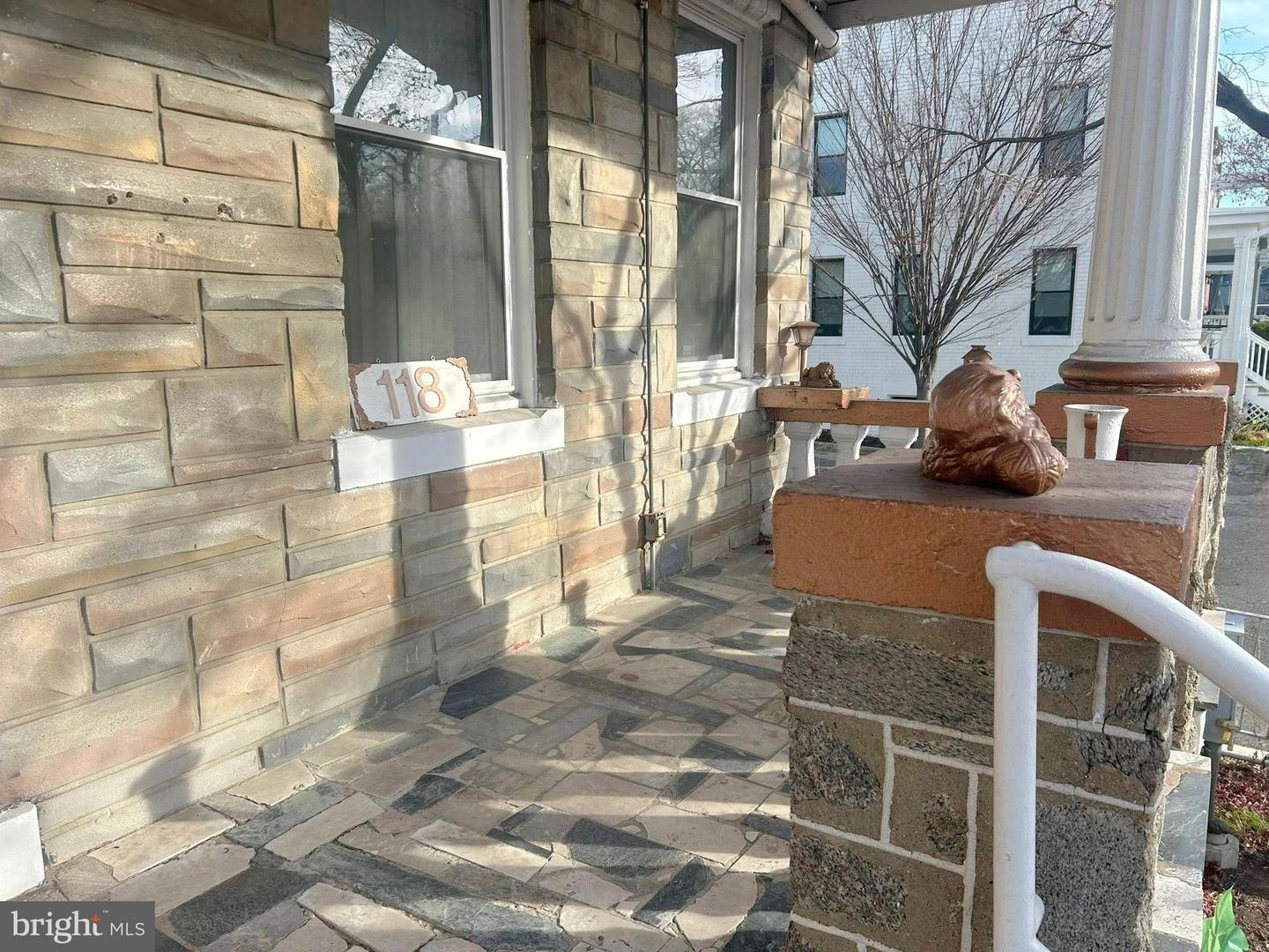 118 V ST NE, WASHINGTON, District Of Columbia 20002, 4 Bedrooms Bedrooms, ,2 BathroomsBathrooms,Residential,For sale,118 V ST NE,DCDC2234396 MLS # DCDC2234396