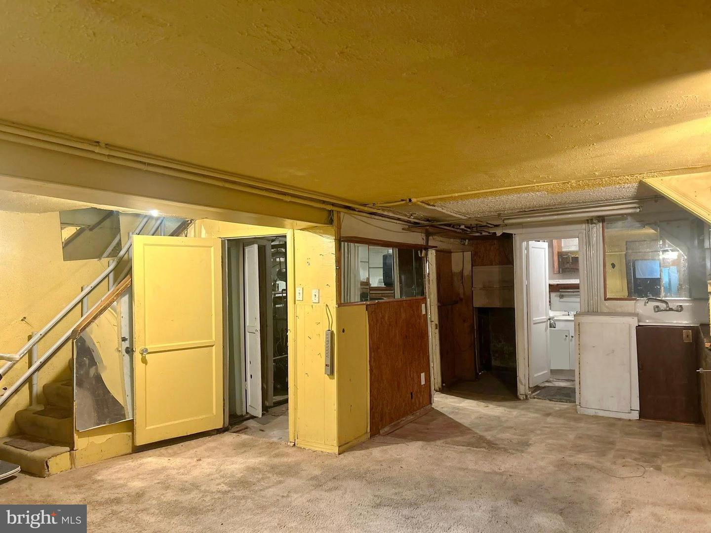 118 V ST NE, WASHINGTON, District Of Columbia 20002, 4 Bedrooms Bedrooms, ,2 BathroomsBathrooms,Residential,For sale,118 V ST NE,DCDC2234396 MLS # DCDC2234396