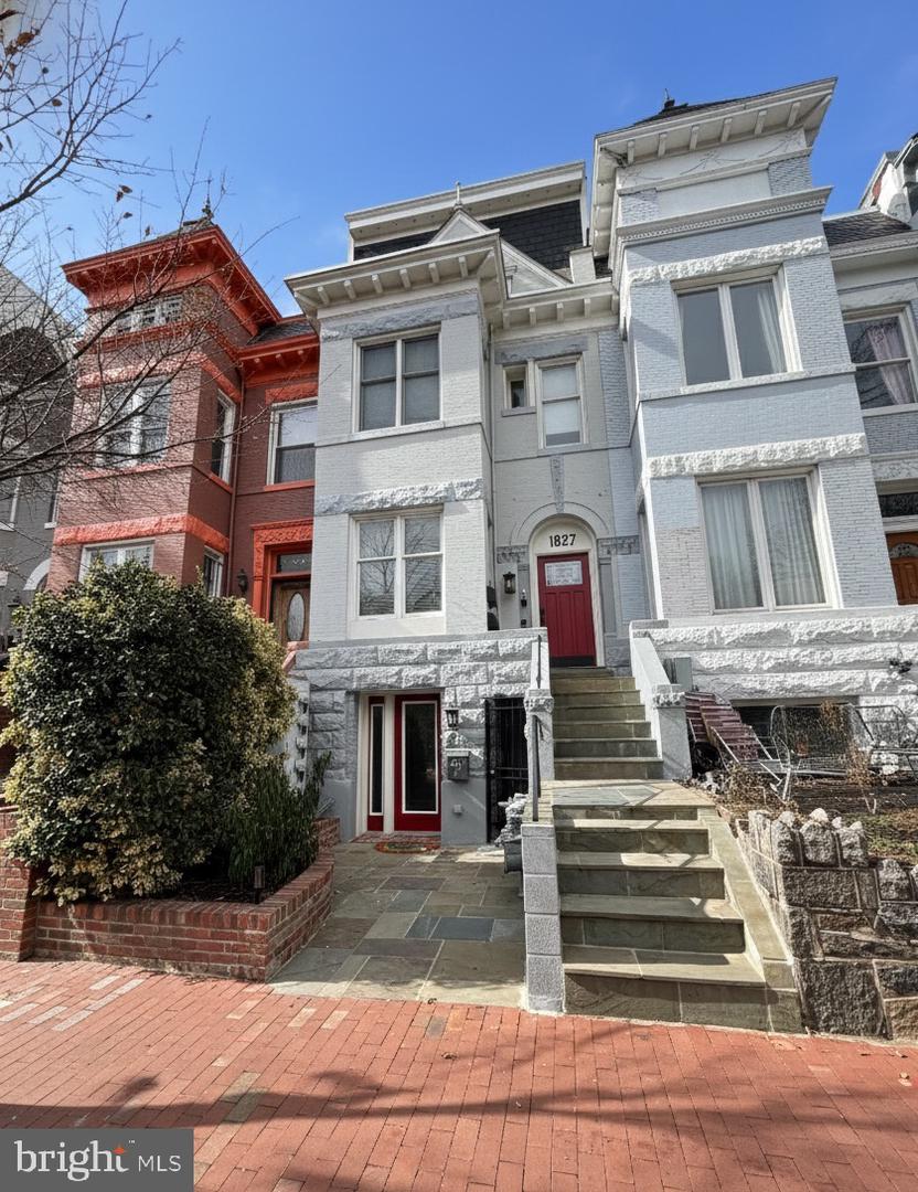 1827 1ST ST NW #1, WASHINGTON, District Of Columbia 20001, 2 Bedrooms Bedrooms, ,2 BathroomsBathrooms,Residential,For sale,1827 1ST ST NW #1,DCDC2234404 MLS # DCDC2234404