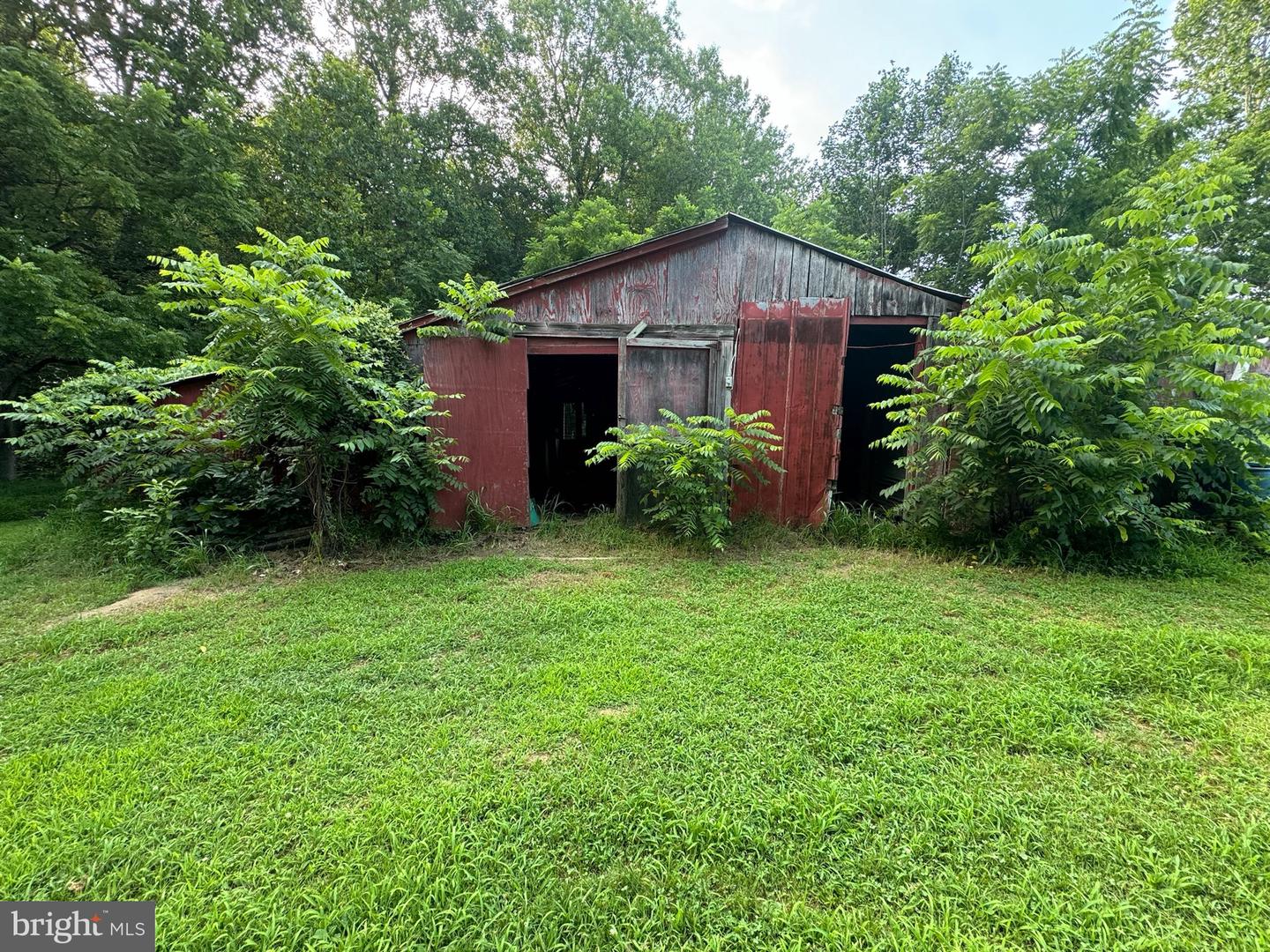 1573 GARRISONVILLE RD, STAFFORD, Virginia 22556, 4 Bedrooms Bedrooms, ,2 BathroomsBathrooms,Farm,For sale,1573 GARRISONVILLE RD,VAST2044614 MLS # VAST2044614 1573 GARRISONVILLE RD, STAFFORD, Virginia 22556, 4 Bedrooms Bedrooms, ,2 BathroomsBathrooms,Farm,For sale,1573 GARRISONVILLE RD,VAST2044614 MLS # VAST2044614