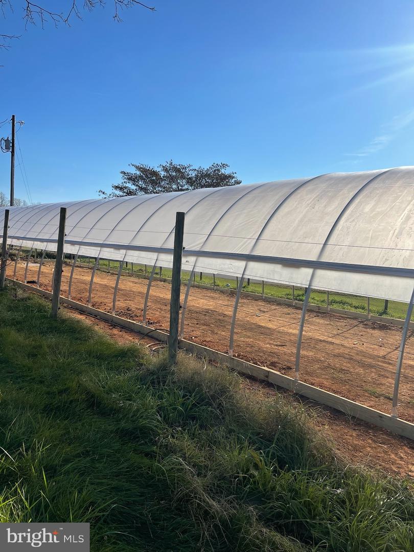 1573 GARRISONVILLE RD, STAFFORD, Virginia 22556, 4 Bedrooms Bedrooms, ,2 BathroomsBathrooms,Farm,For sale,1573 GARRISONVILLE RD,VAST2044614 MLS # VAST2044614 1573 GARRISONVILLE RD, STAFFORD, Virginia 22556, 4 Bedrooms Bedrooms, ,2 BathroomsBathrooms,Farm,For sale,1573 GARRISONVILLE RD,VAST2044614 MLS # VAST2044614