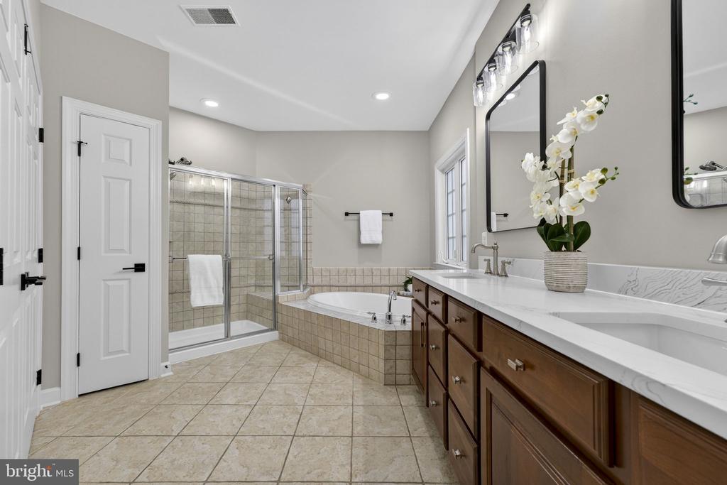 6348 BARN OWL CT, WARRENTON, Virginia, 5 Bedrooms Bedrooms, ,3 BathroomsBathrooms,Residential,6348 BARN OWL CT,VAFQ2019656 MLS # VAFQ2019656 6348 BARN OWL CT, WARRENTON, Virginia, 5 Bedrooms Bedrooms, ,3 BathroomsBathrooms,Residential,6348 BARN OWL CT,VAFQ2019656 MLS # VAFQ2019656