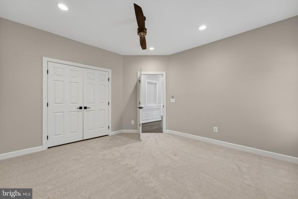 6348 BARN OWL CT, WARRENTON, Virginia, 5 Bedrooms Bedrooms, ,3 BathroomsBathrooms,Residential,6348 BARN OWL CT,VAFQ2019656 MLS # VAFQ2019656 6348 BARN OWL CT, WARRENTON, Virginia, 5 Bedrooms Bedrooms, ,3 BathroomsBathrooms,Residential,6348 BARN OWL CT,VAFQ2019656 MLS # VAFQ2019656