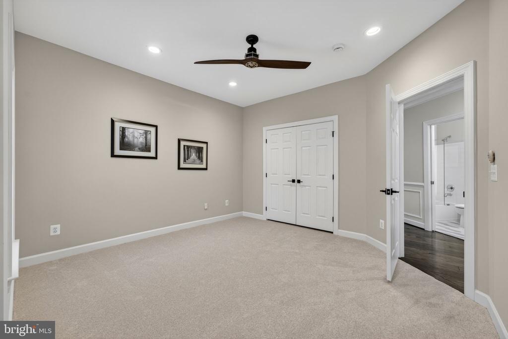 6348 BARN OWL CT, WARRENTON, Virginia, 5 Bedrooms Bedrooms, ,3 BathroomsBathrooms,Residential,6348 BARN OWL CT,VAFQ2019656 MLS # VAFQ2019656 6348 BARN OWL CT, WARRENTON, Virginia, 5 Bedrooms Bedrooms, ,3 BathroomsBathrooms,Residential,6348 BARN OWL CT,VAFQ2019656 MLS # VAFQ2019656