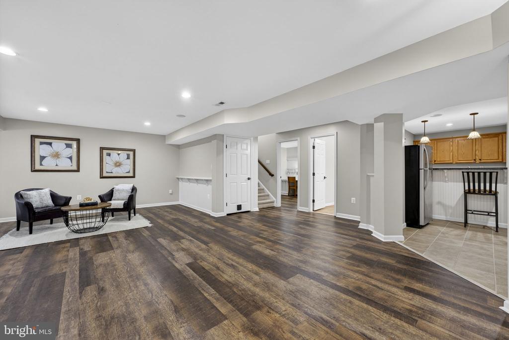 6348 BARN OWL CT, WARRENTON, Virginia, 5 Bedrooms Bedrooms, ,3 BathroomsBathrooms,Residential,6348 BARN OWL CT,VAFQ2019656 MLS # VAFQ2019656 6348 BARN OWL CT, WARRENTON, Virginia, 5 Bedrooms Bedrooms, ,3 BathroomsBathrooms,Residential,6348 BARN OWL CT,VAFQ2019656 MLS # VAFQ2019656