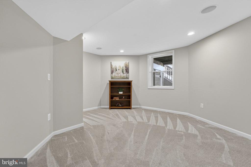 6348 BARN OWL CT, WARRENTON, Virginia, 5 Bedrooms Bedrooms, ,3 BathroomsBathrooms,Residential,6348 BARN OWL CT,VAFQ2019656 MLS # VAFQ2019656 6348 BARN OWL CT, WARRENTON, Virginia, 5 Bedrooms Bedrooms, ,3 BathroomsBathrooms,Residential,6348 BARN OWL CT,VAFQ2019656 MLS # VAFQ2019656