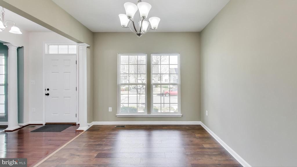 9037 RANDOLPH CIR, BEALETON, Virginia, 4 Bedrooms Bedrooms, ,4 BathroomsBathrooms,Residential,9037 RANDOLPH CIR,VAFQ2019828 MLS # VAFQ2019828 9037 RANDOLPH CIR, BEALETON, Virginia, 4 Bedrooms Bedrooms, ,4 BathroomsBathrooms,Residential,9037 RANDOLPH CIR,VAFQ2019828 MLS # VAFQ2019828