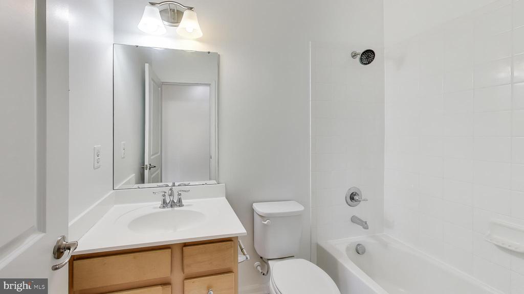 9037 RANDOLPH CIR, BEALETON, Virginia, 4 Bedrooms Bedrooms, ,4 BathroomsBathrooms,Residential,9037 RANDOLPH CIR,VAFQ2019828 MLS # VAFQ2019828 9037 RANDOLPH CIR, BEALETON, Virginia, 4 Bedrooms Bedrooms, ,4 BathroomsBathrooms,Residential,9037 RANDOLPH CIR,VAFQ2019828 MLS # VAFQ2019828