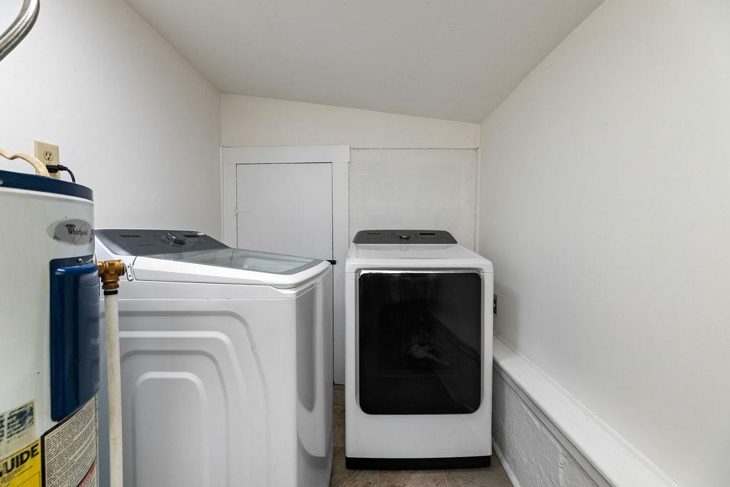 1623 E MAIN ST, WAYNESBORO, Virginia 22980, 2 Bedrooms Bedrooms, ,1 BathroomBathrooms,Residential,1623 E MAIN ST,671738 MLS # 671738 1623 E MAIN ST, WAYNESBORO, Virginia 22980, 2 Bedrooms Bedrooms, ,1 BathroomBathrooms,Residential,1623 E MAIN ST,671738 MLS # 671738