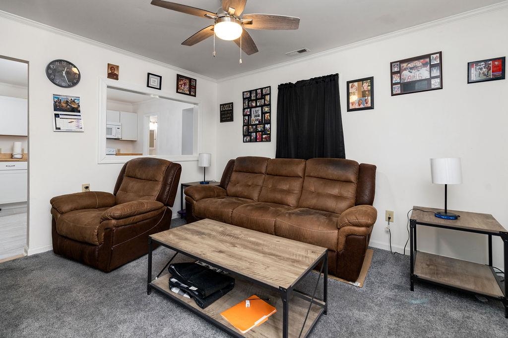 1623 E MAIN ST, WAYNESBORO, Virginia 22980, 2 Bedrooms Bedrooms, ,1 BathroomBathrooms,Residential,1623 E MAIN ST,671738 MLS # 671738 1623 E MAIN ST, WAYNESBORO, Virginia 22980, 2 Bedrooms Bedrooms, ,1 BathroomBathrooms,Residential,1623 E MAIN ST,671738 MLS # 671738