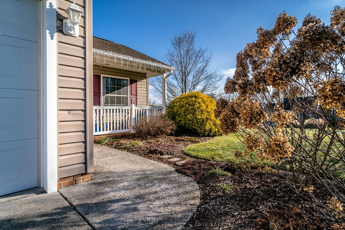 361 DORSET ST, BROADWAY, Virginia 22815, 3 Bedrooms Bedrooms, ,2 BathroomsBathrooms,Residential,361 DORSET ST,671740 MLS # 671740 361 DORSET ST, BROADWAY, Virginia 22815, 3 Bedrooms Bedrooms, ,2 BathroomsBathrooms,Residential,361 DORSET ST,671740 MLS # 671740