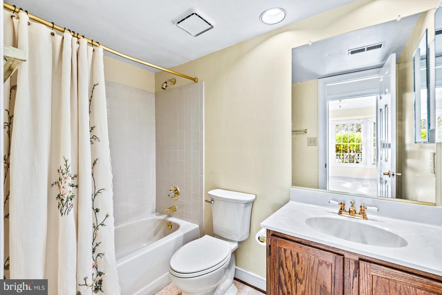 11471 CHARLESTON CT, FREDERICKSBURG, Virginia 22407, 3 Bedrooms Bedrooms, ,3 BathroomsBathrooms,Residential,For sale,11471 CHARLESTON CT,VASP2036146 MLS # VASP2036146