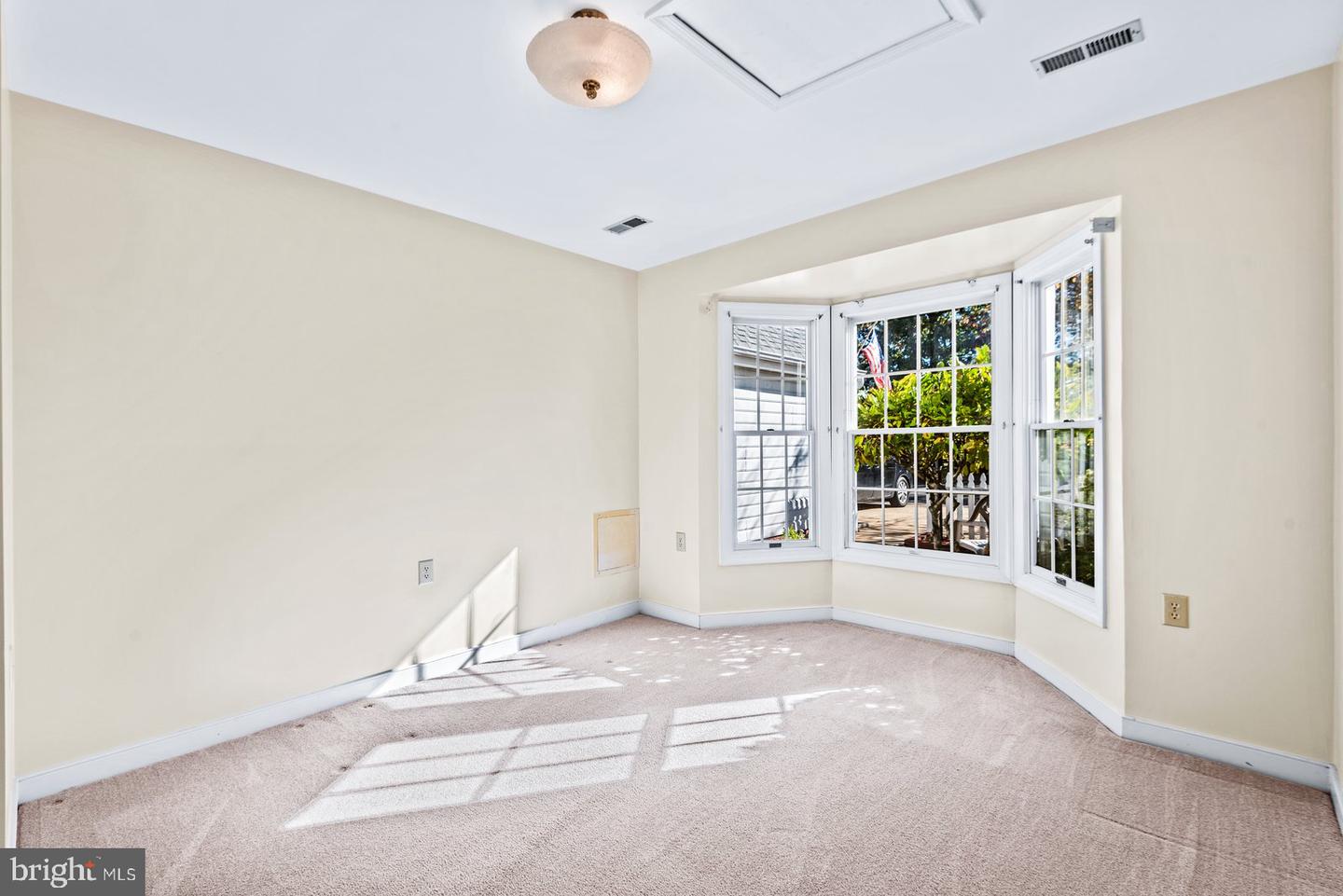 11471 CHARLESTON CT, FREDERICKSBURG, Virginia 22407, 3 Bedrooms Bedrooms, ,3 BathroomsBathrooms,Residential,For sale,11471 CHARLESTON CT,VASP2036146 MLS # VASP2036146