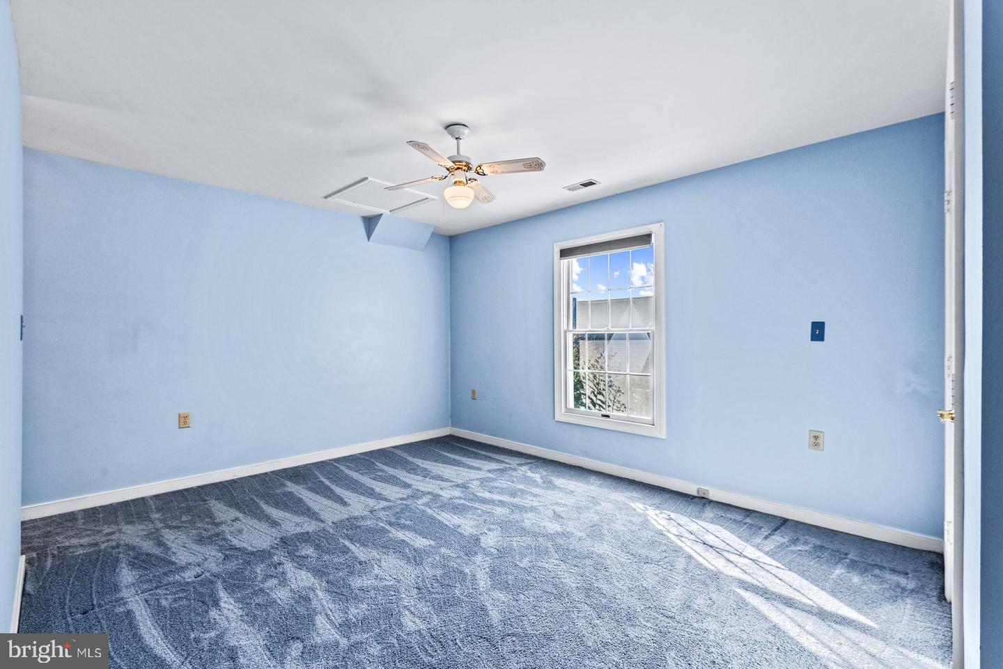 11471 CHARLESTON CT, FREDERICKSBURG, Virginia 22407, 3 Bedrooms Bedrooms, ,3 BathroomsBathrooms,Residential,For sale,11471 CHARLESTON CT,VASP2036146 MLS # VASP2036146