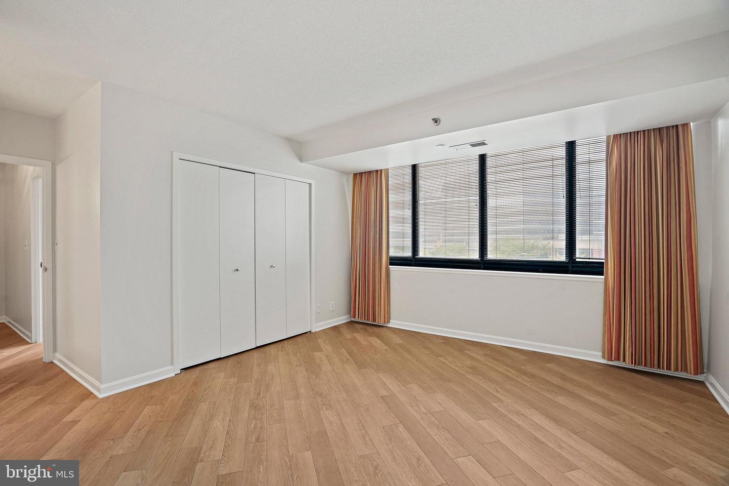 1805 CRYSTAL DR #318S, ARLINGTON, Virginia 22202, 2 Bedrooms Bedrooms, ,2 BathroomsBathrooms,Residential,For sale,1805 CRYSTAL DR #318S,VAAR2063514 MLS # VAAR2063514